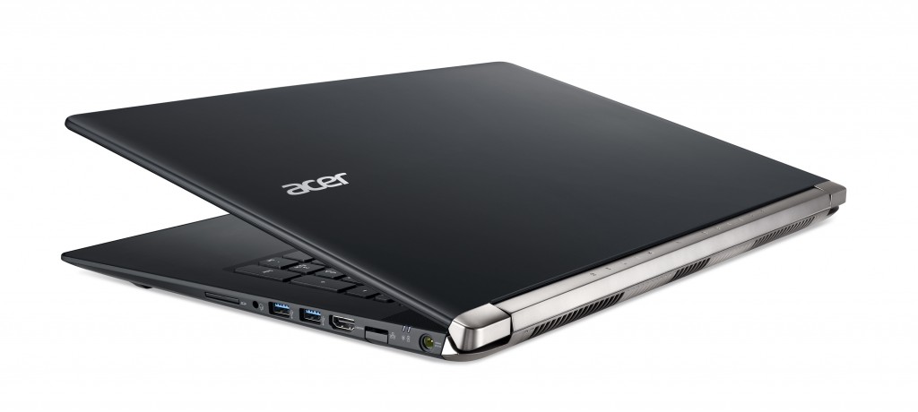 Acer Aspire V15 Nitro - Slovak Lines Mag (4)